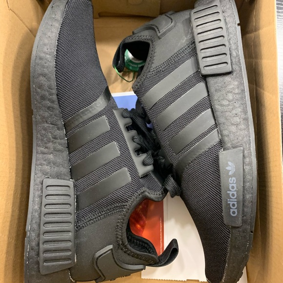 Adidas NMD R1 - Picture 3 of 4